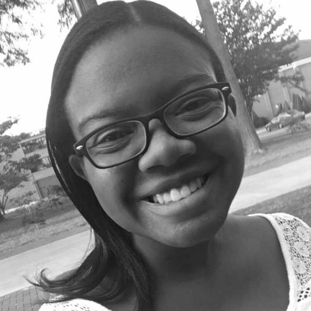 Meet your Posher, Amber